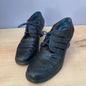 Peter Fox Black Gillie syle shoe